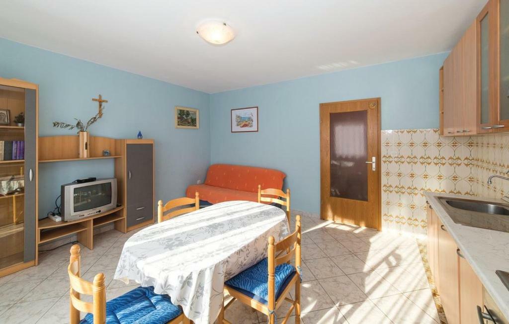 Apartments Aurora Kastela Bagian luar foto